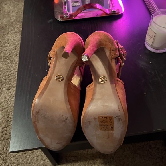 Pink Michael Kora Heels - Picture 2 of 4